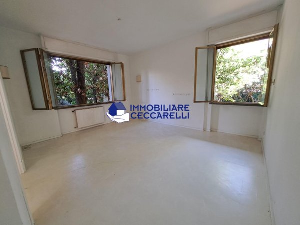 appartamento in vendita a Toano in zona Massa