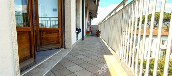 appartamento in vendita a Toano in zona Massa