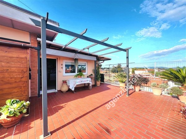 appartamento in vendita a Toano in zona Massa