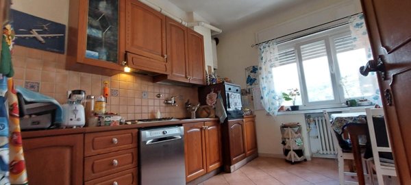 appartamento in vendita a Toano in zona Massa