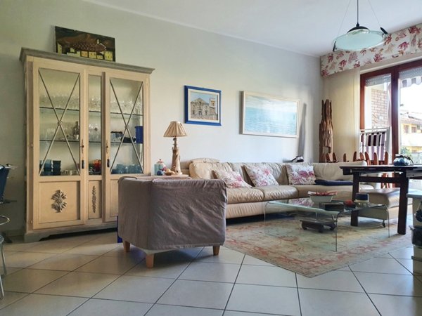 appartamento in vendita a Toano in zona Massa