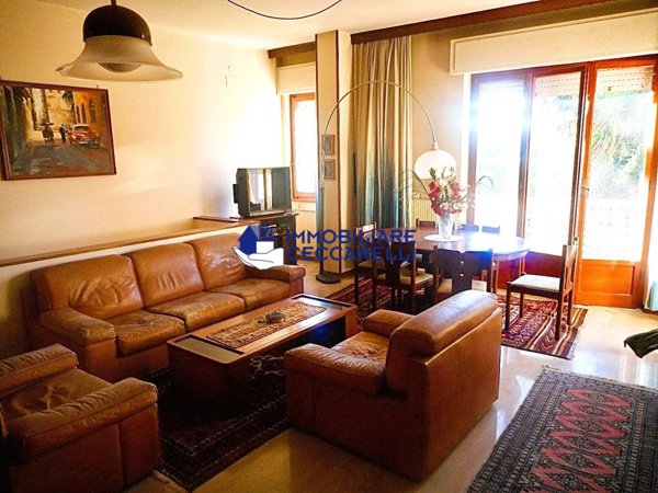 appartamento in vendita a Toano in zona Massa