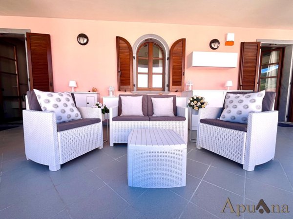 appartamento in vendita a Toano in zona Massa