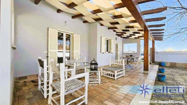 casa indipendente in vendita a Toano in zona Massa