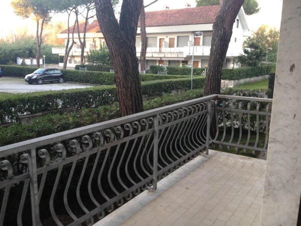 appartamento in vendita a Toano in zona Massa