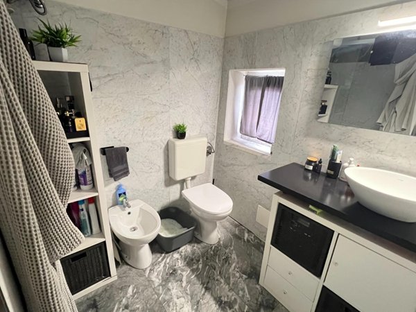 casa indipendente in vendita a Toano in zona Massa