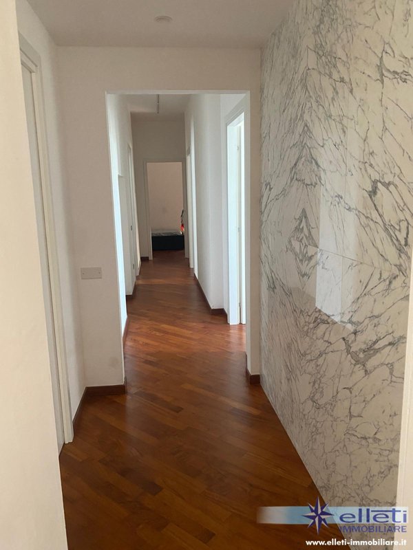 appartamento in vendita a Toano in zona Massa