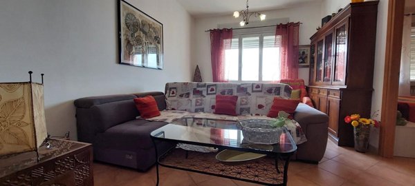 appartamento in vendita a Toano in zona Massa