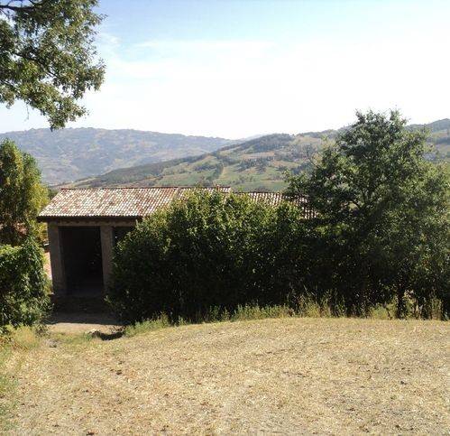 casa indipendente in vendita a Toano in zona Cavola