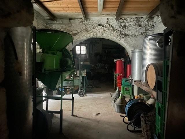 casa semindipendente in vendita a Toano in zona Massa