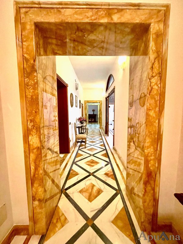 appartamento in vendita a Toano in zona Massa