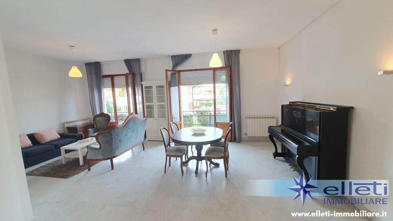 appartamento in vendita a Toano in zona Massa