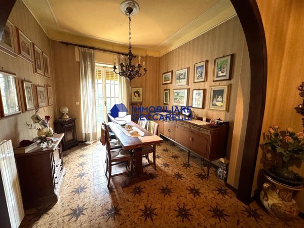 appartamento in vendita a Toano in zona Massa