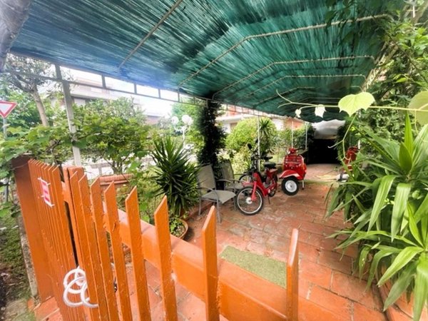 locale di sgombero in vendita a Toano in zona Massa