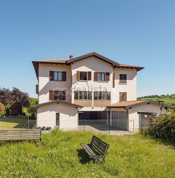 appartamento in vendita a Toano in zona Cerredolo