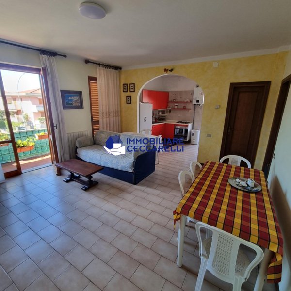 appartamento in vendita a Toano in zona Massa