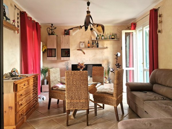 casa indipendente in vendita a Toano in zona Massa