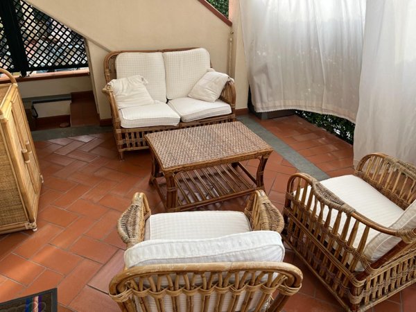 casa semindipendente in vendita a Toano in zona Massa