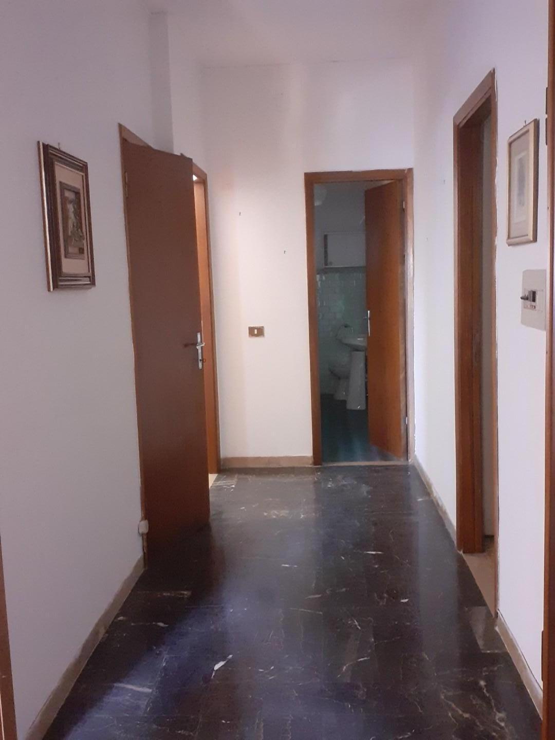 appartamento in vendita a Toano in zona Massa