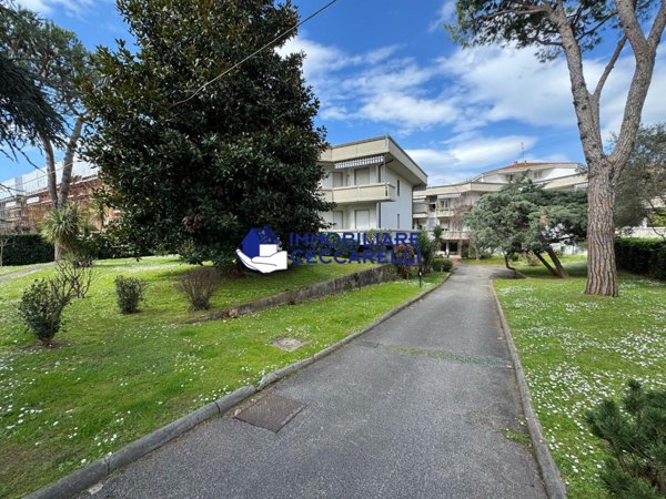 appartamento in vendita a Toano in zona Massa