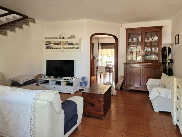 casa indipendente in vendita a Toano in zona Massa