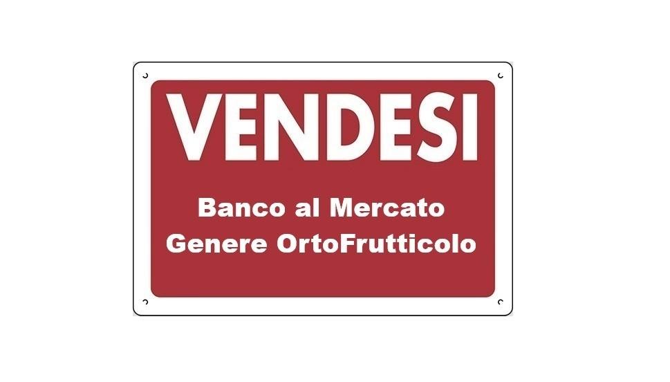 negozio in vendita a Toano in zona Massa