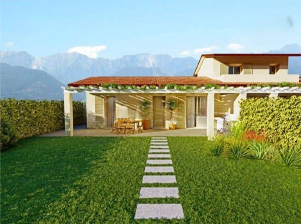 casa indipendente in vendita a Toano in zona Massa