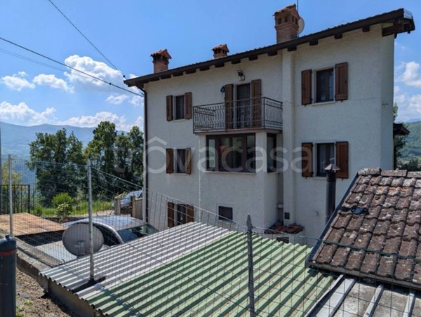 casa indipendente in vendita a Toano in zona Quara