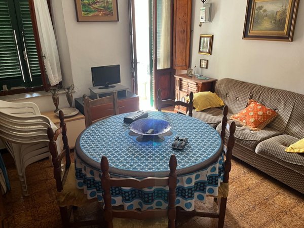 casa indipendente in vendita a Toano in zona Massa