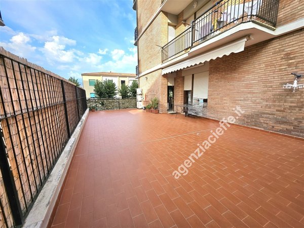 appartamento in vendita a Toano in zona Massa