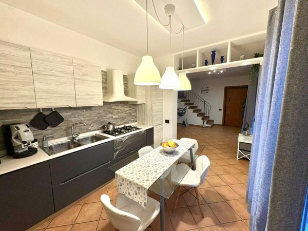 appartamento in vendita a Toano in zona Massa