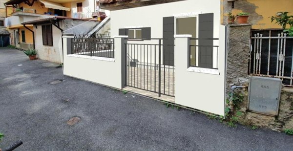 appartamento in vendita a Toano in zona Massa
