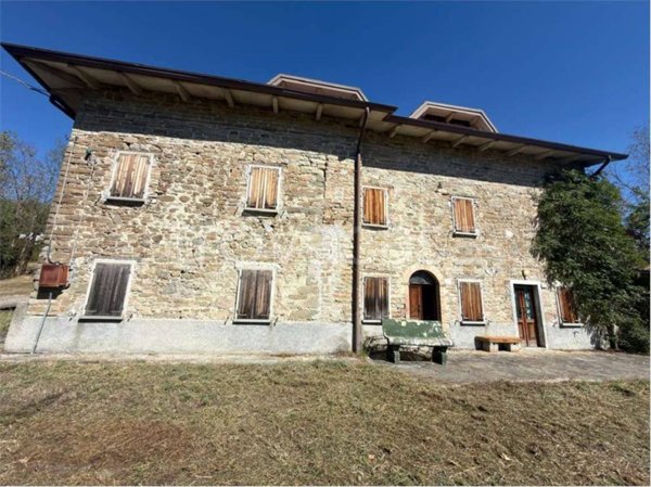 casa indipendente in vendita a Toano