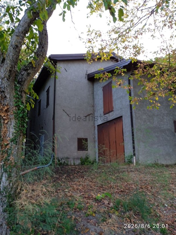 casa indipendente in vendita a Toano in zona Corneto