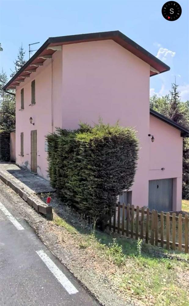 villetta a schiera in vendita a Vetto