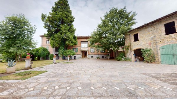 appartamento in vendita a Vetto