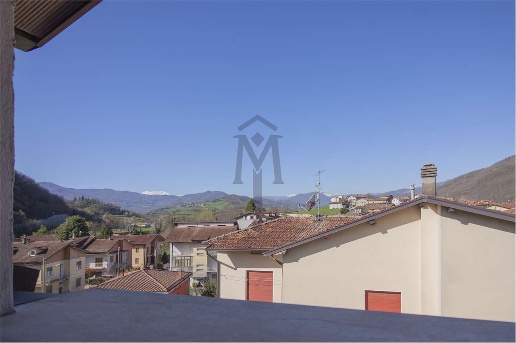 casa indipendente in vendita a Vetto