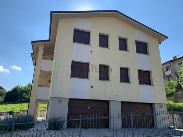 appartamento in vendita a Vetto