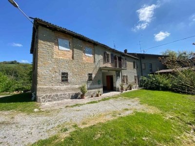 intera palazzina in vendita a Vetto in zona Maiola