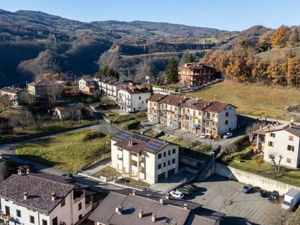 appartamento in vendita a Vetto