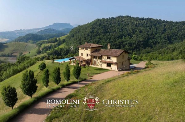 casa indipendente in vendita a Vetto