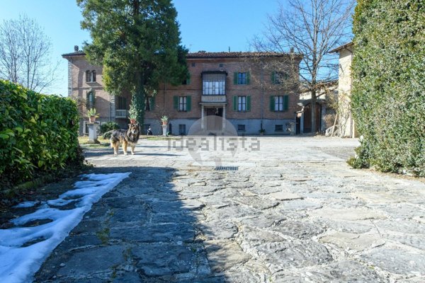 casa indipendente in vendita a Vetto