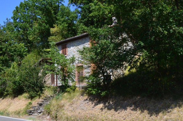 casa indipendente in vendita a Vetto in zona Sole Sopra