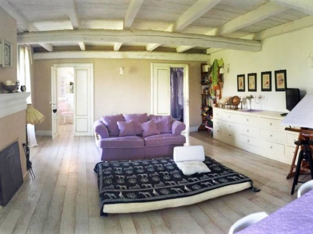 casa indipendente in vendita a Vezzano sul Crostolo
