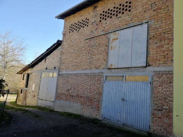 casa indipendente in vendita a Vezzano sul Crostolo