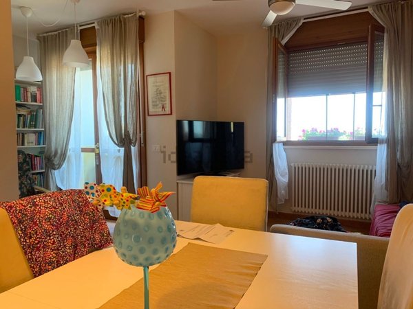 casa indipendente in vendita a Vezzano sul Crostolo