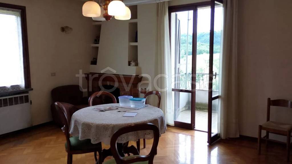 appartamento in vendita a Vezzano sul Crostolo in zona La Vecchia