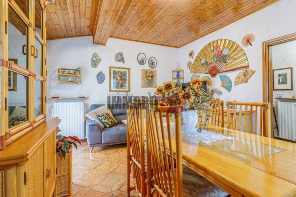 appartamento in vendita a Vezzano sul Crostolo