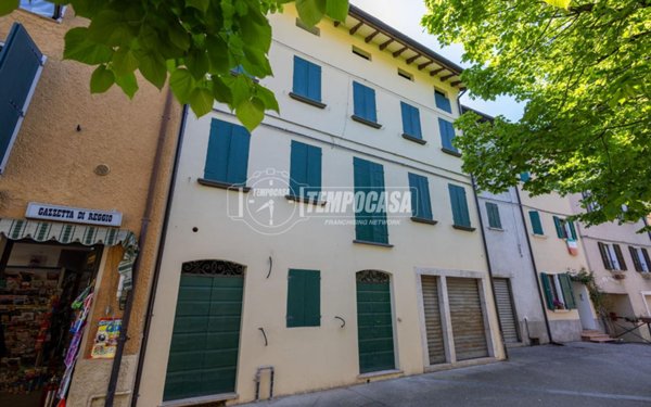 appartamento in vendita a Vezzano sul Crostolo