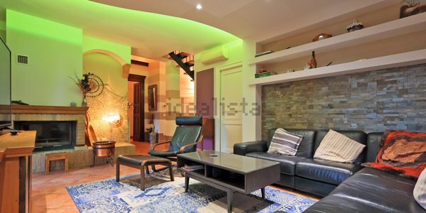 casa indipendente in vendita a Vezzano sul Crostolo in zona Sedrio